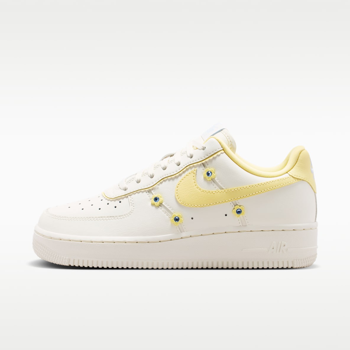 NIKE公式】 レディース エアフォース1 ホワイト（白）シューズ【ナイキ
